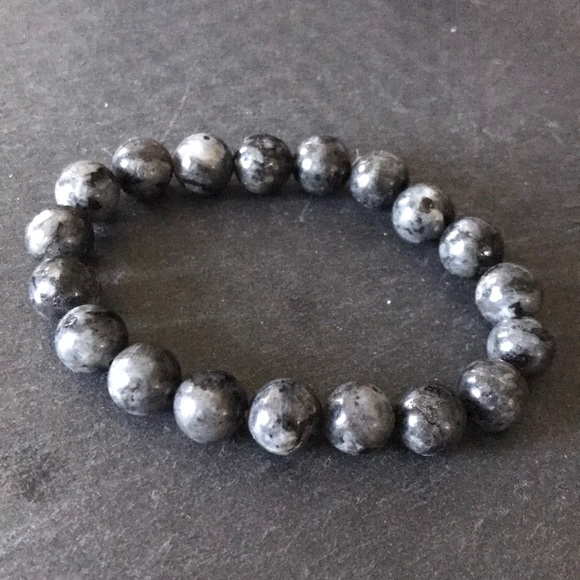 Larvikite Black Labradorite 10 mm bracelet - Picture 5 of 5